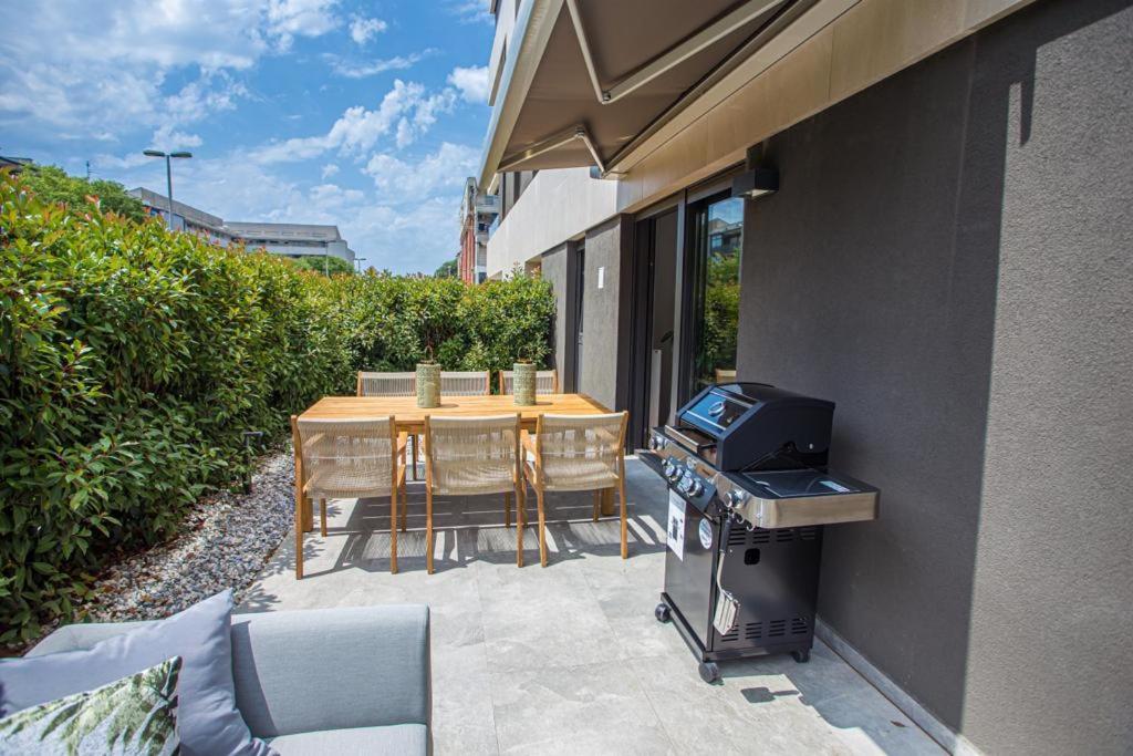 Apartment Bk